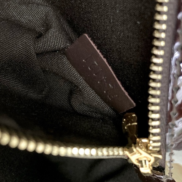 Stunning Clutch - Picture 17 of 17